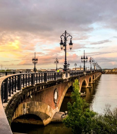 Agence immobilière et conseils en décoration à Bordeaux